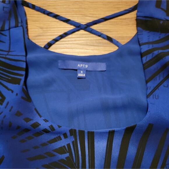Womens Small Apt 9 Short Sleeve Royal Blue Blouse - Picture 4 of 5
